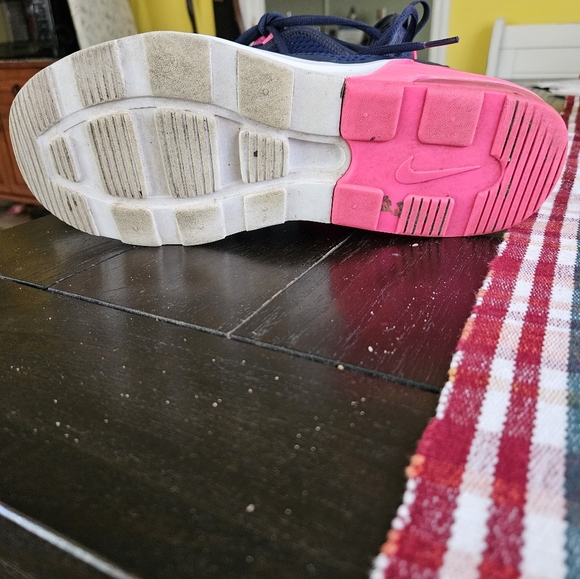 COPY - GUC NIKE AIR MAX MOTION 2 - Picture 6 of 6